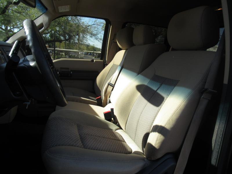 Ford F-250 SD XLT Crew Cab 4WD 2015