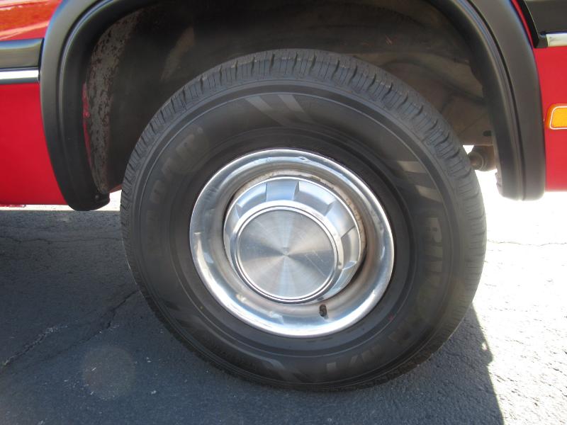 Dodge D250 Reg. Cab 8-ft. Bed 2WD 1992