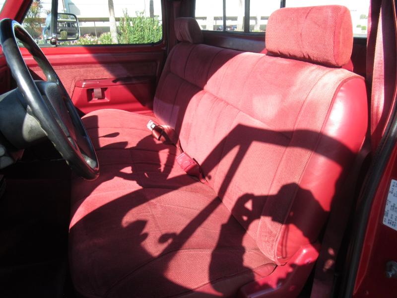 Dodge D250 Reg. Cab 8-ft. Bed 2WD 1992