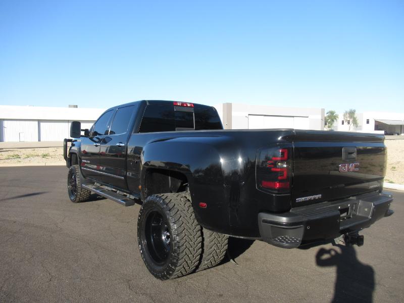 GMC Sierra 3500HD Denali Crew Cab 4WD 2015