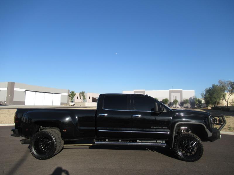 GMC Sierra 3500HD Denali Crew Cab 4WD 2015