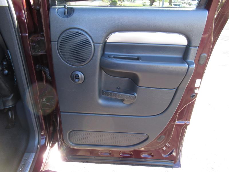 Dodge Ram 3500 ST Quad Cab Long Bed 4WD 2005