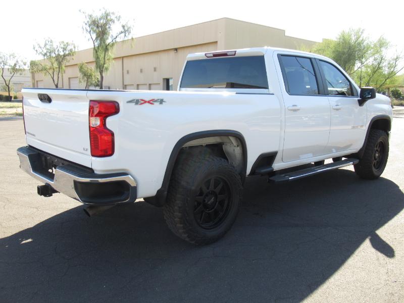 Chevrolet Silverado 2500HD LT Crew Cab Short Box 4WD 2022