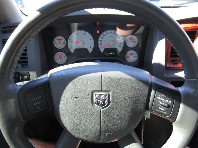 Dodge Ram 2500 SLT Quad Cab Long Bed 4WD 2006