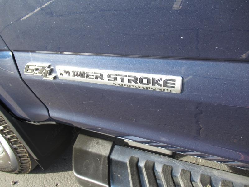 Ford F-250 SD XLT Crew Cab 4WD 2017