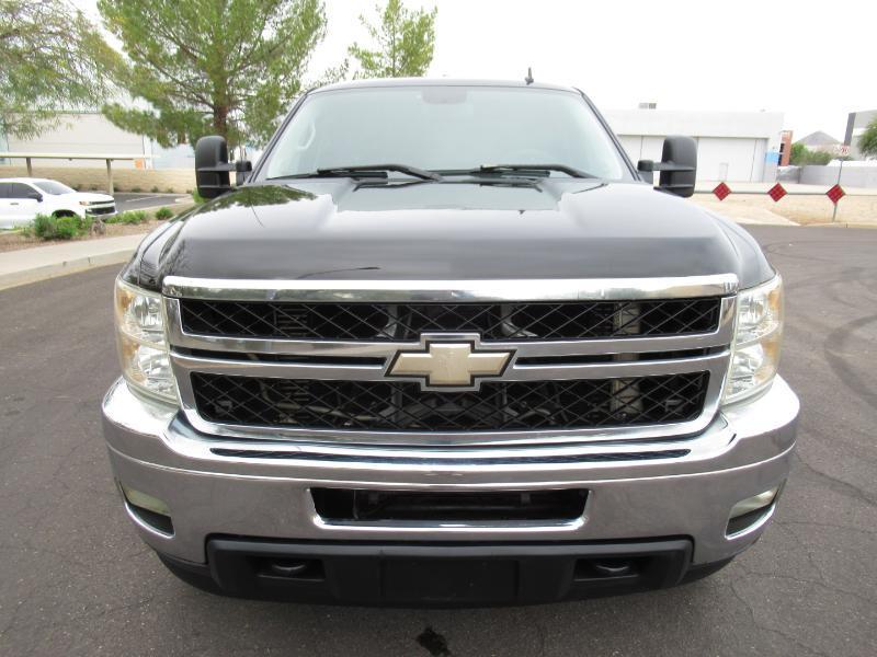 Chevrolet Silverado 2500HD LT Crew Cab 4WD 2011