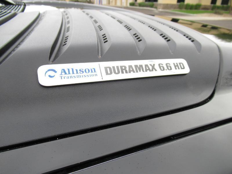 Chevrolet Silverado 2500HD LT Crew Cab 4WD 2011