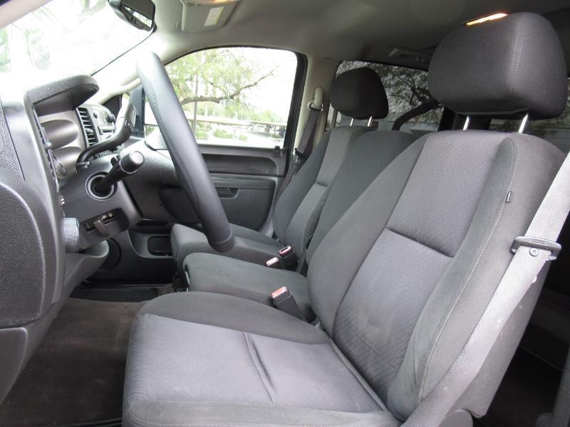 Chevrolet Silverado 2500HD LT Crew Cab 4WD 2011