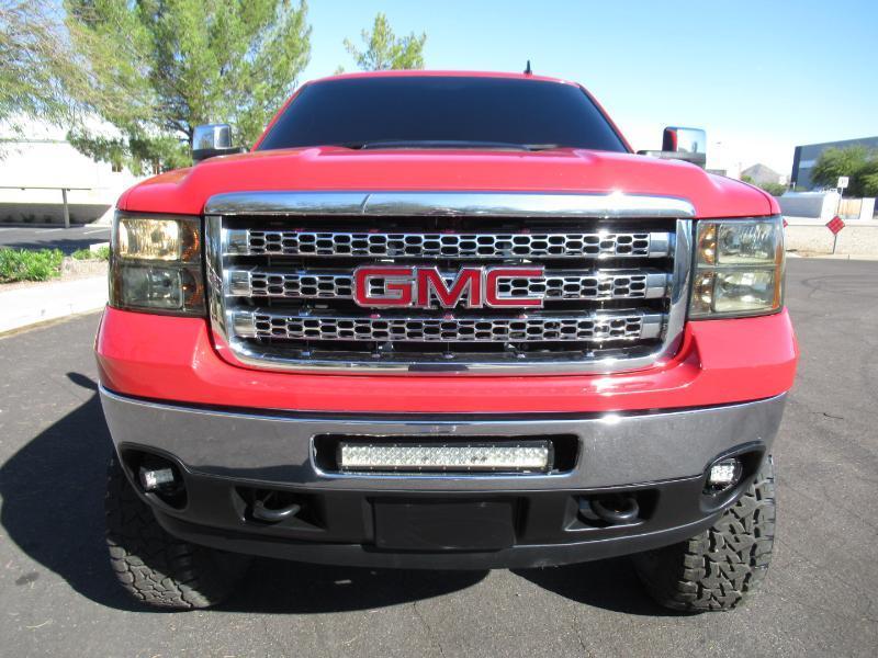GMC Sierra 2500HD SLE Crew Cab 4WD 2012