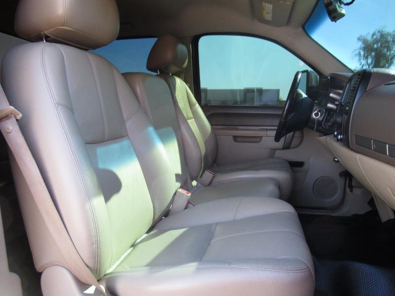 GMC Sierra 2500HD SLE Crew Cab 4WD 2012