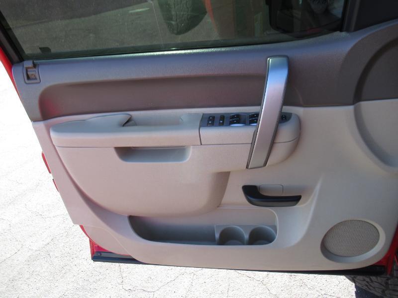 GMC Sierra 2500HD SLE Crew Cab 4WD 2012