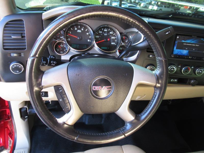 GMC Sierra 2500HD SLE Crew Cab 4WD 2012