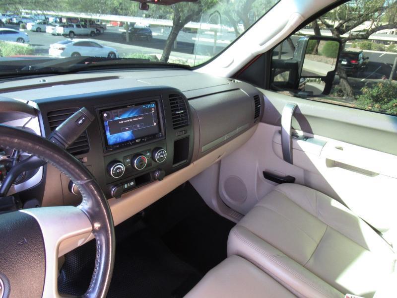 GMC Sierra 2500HD SLE Crew Cab 4WD 2012