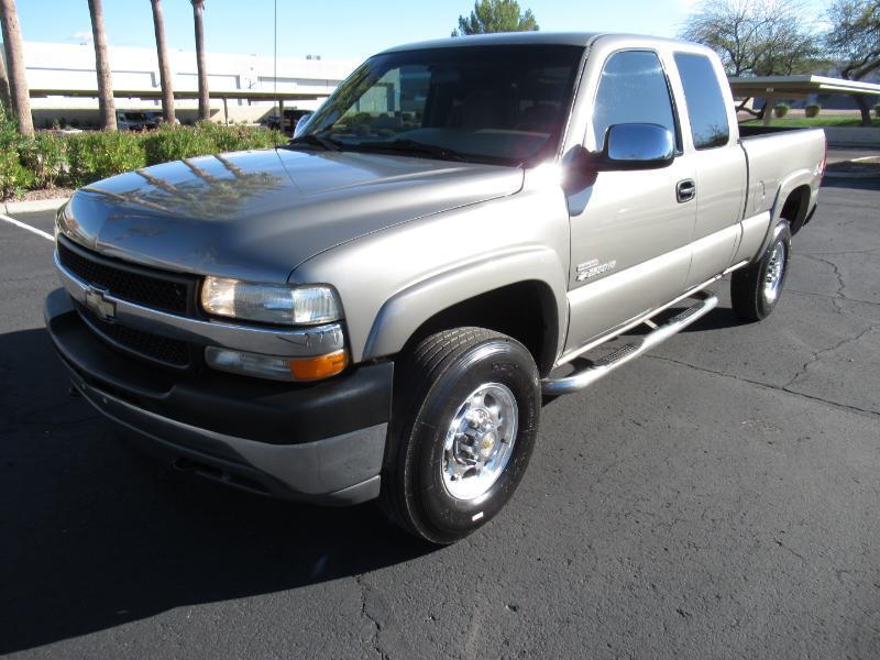 Chevrolet Silverado 2500HD LT Ext. Cab Short Bed 4WD 2002