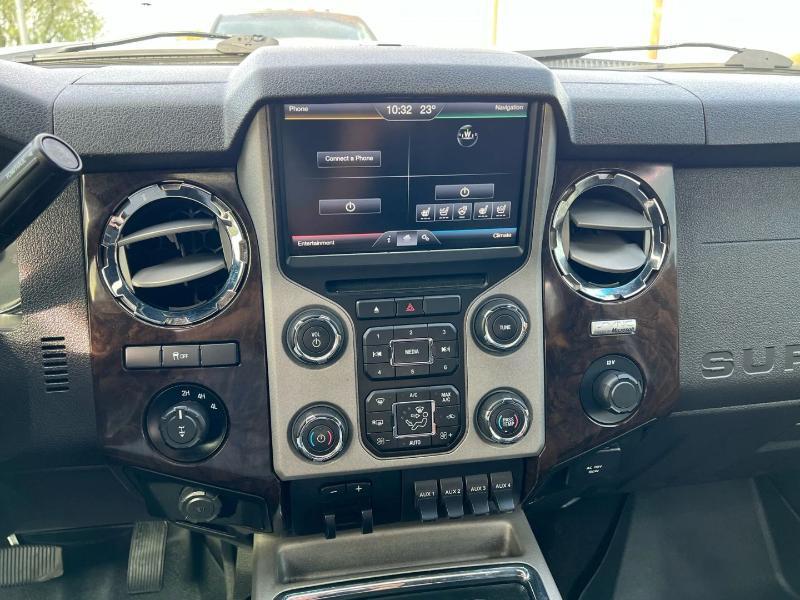 Ford F-350 SD Lariat Crew Cab 4WD 2014