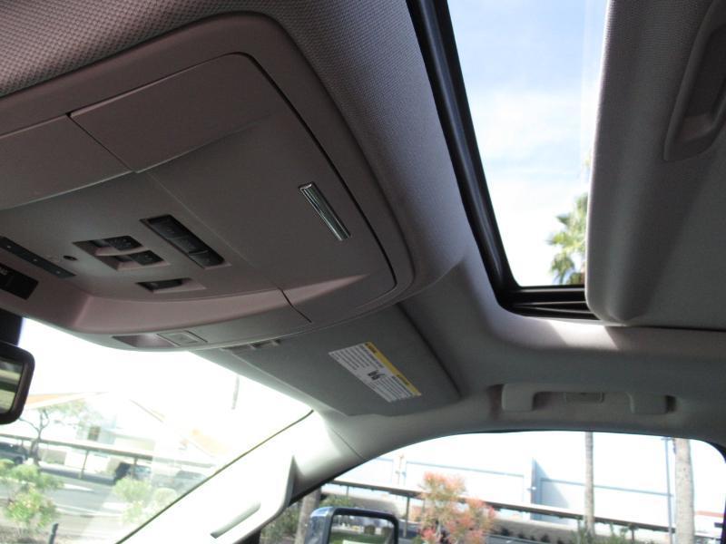 GMC Sierra 1500 Denali Crew Cab Short Box 4WD 2017