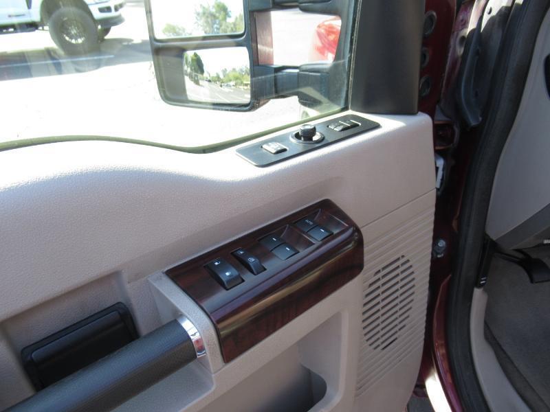 Ford F-350 SD Lariat Crew Cab 4WD 2008