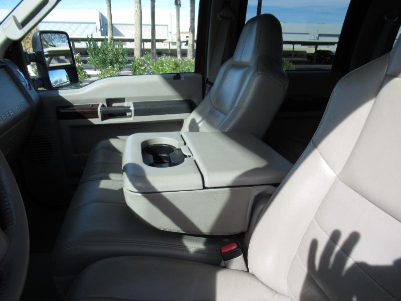 Ford F-350 SD Lariat Crew Cab 4WD 2008