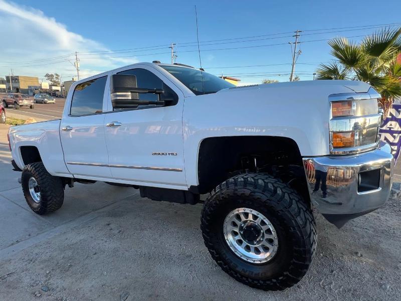 Chevrolet Silverado 3500HD LTZ Crew Cab 4WD 2015