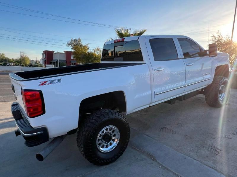 Chevrolet Silverado 3500HD LTZ Crew Cab 4WD 2015