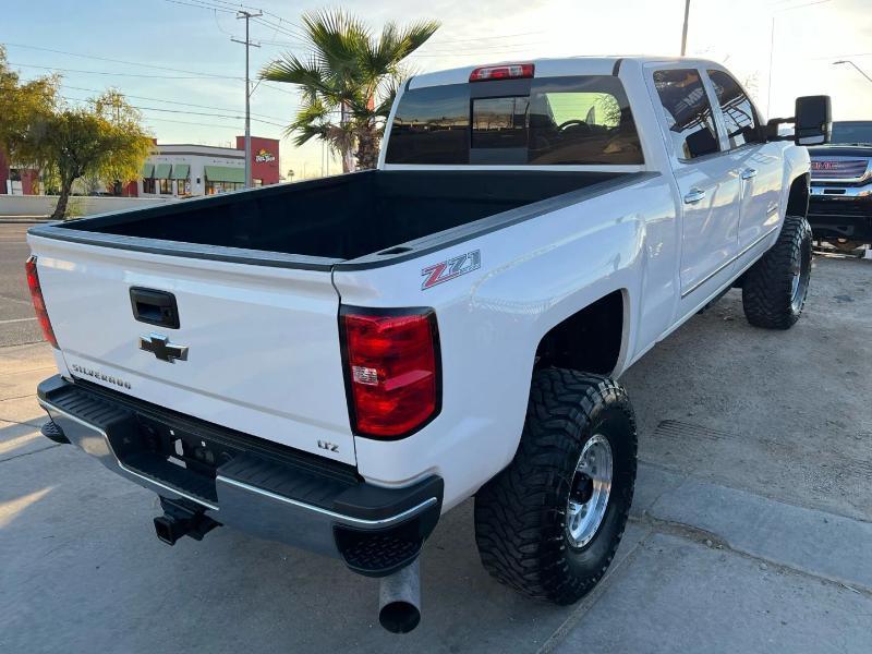 Chevrolet Silverado 3500HD LTZ Crew Cab 4WD 2015