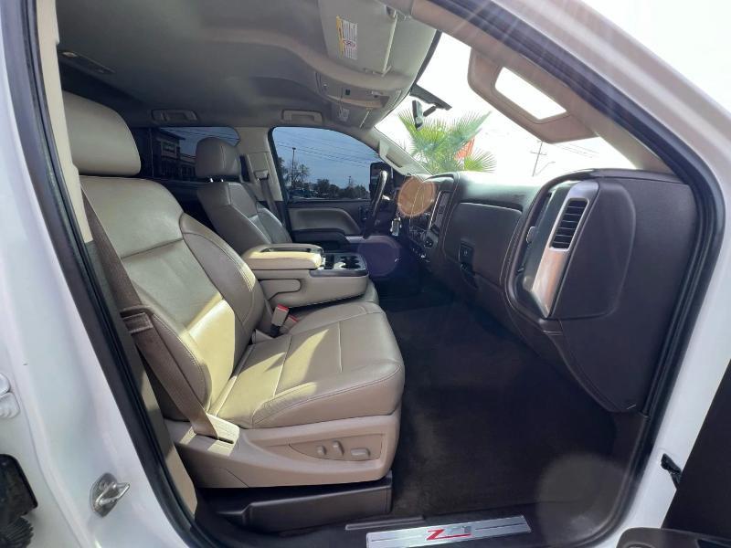 Chevrolet Silverado 3500HD LTZ Crew Cab 4WD 2015