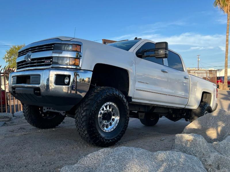 Chevrolet Silverado 3500HD LTZ Crew Cab 4WD 2015