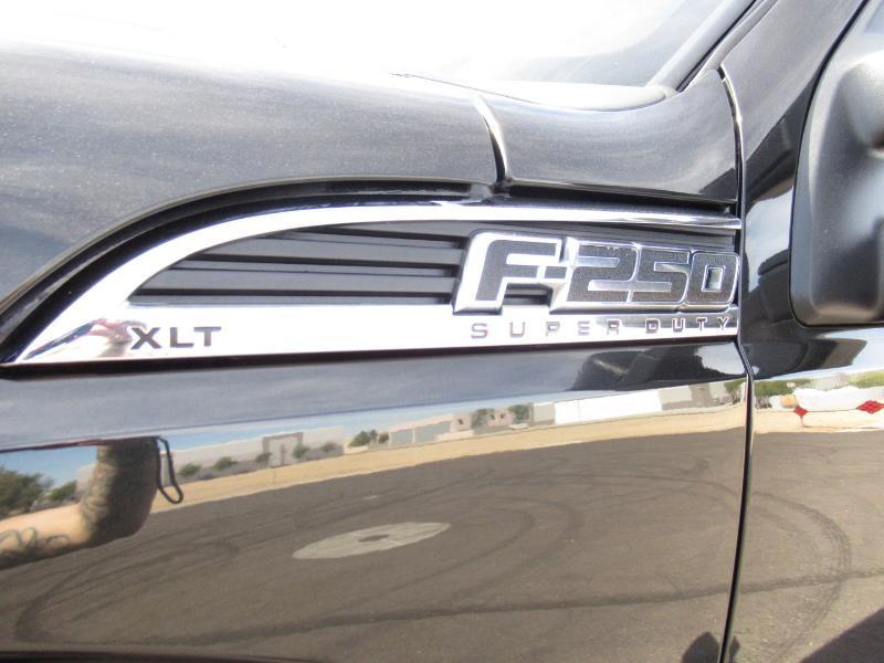 Ford F-250 SD XLT Crew Cab Long Bed 4WD 2012