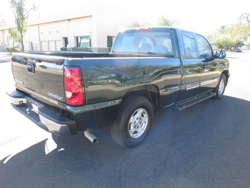 Chevrolet Silverado 1500 Ext. Cab Short Bed 2WD 2003