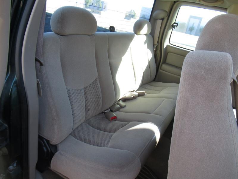 Chevrolet Silverado 1500 Ext. Cab Short Bed 2WD 2003