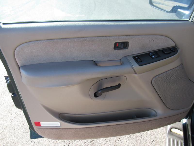 Chevrolet Silverado 1500 Ext. Cab Short Bed 2WD 2003