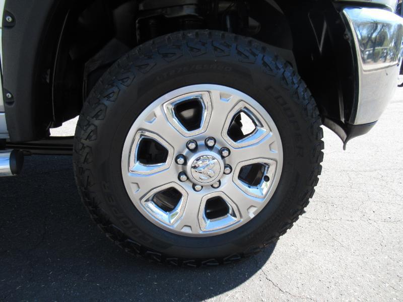 RAM 2500 SLT Crew Cab SWB 4WD 2015