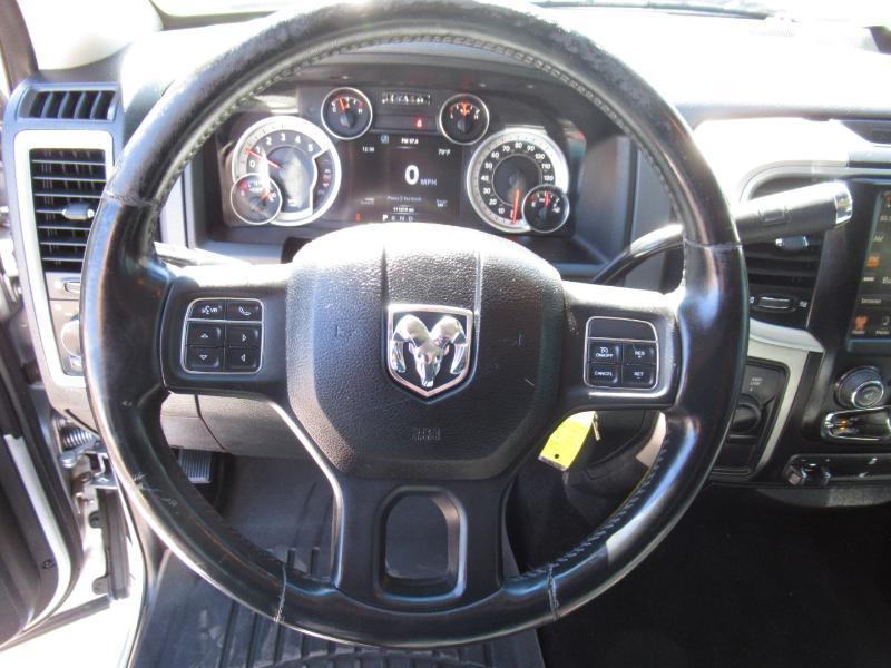 RAM 2500 SLT Crew Cab SWB 4WD 2015