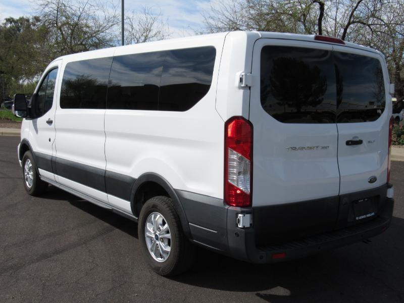 Ford Transit 350 Wagon Low Roof XL w/Sliding Pass. 148-in. WB 2021