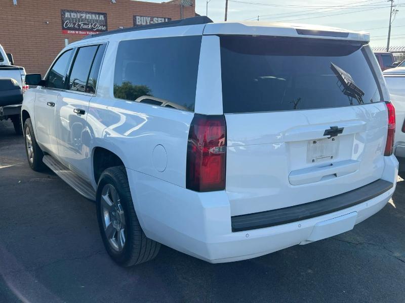 Chevrolet Suburban LT 1500 2WD 2015