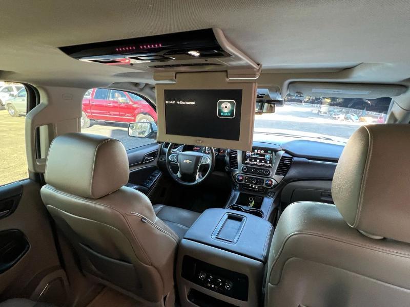 Chevrolet Suburban LT 1500 2WD 2015