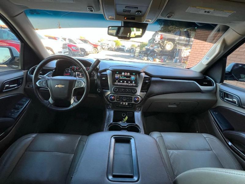 Chevrolet Suburban LT 1500 2WD 2015