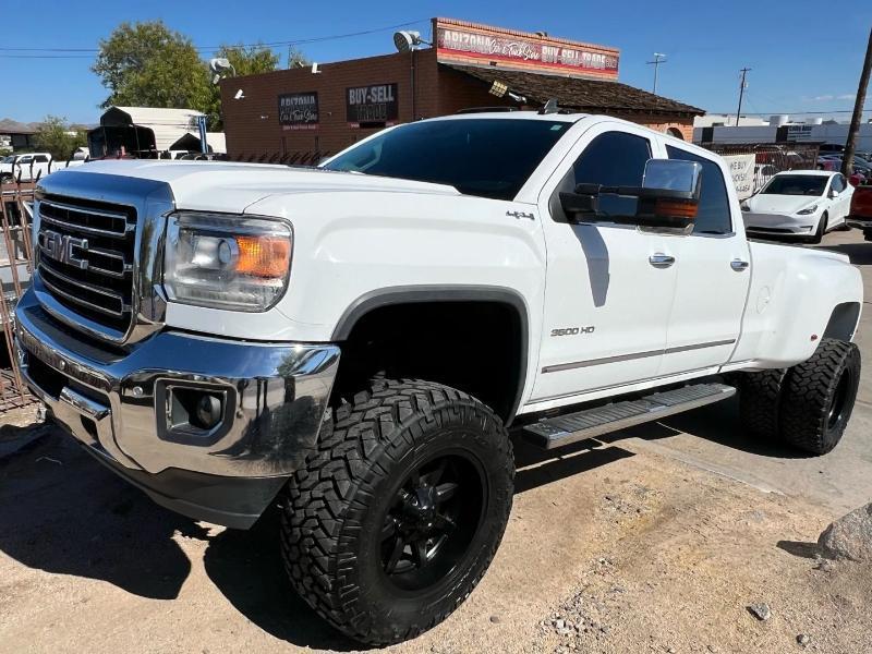 GMC Sierra 3500HD SLT Crew Cab 4WD 2015