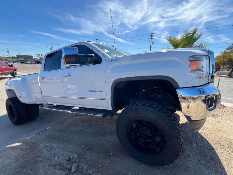 GMC Sierra 3500HD SLT Crew Cab 4WD 2015