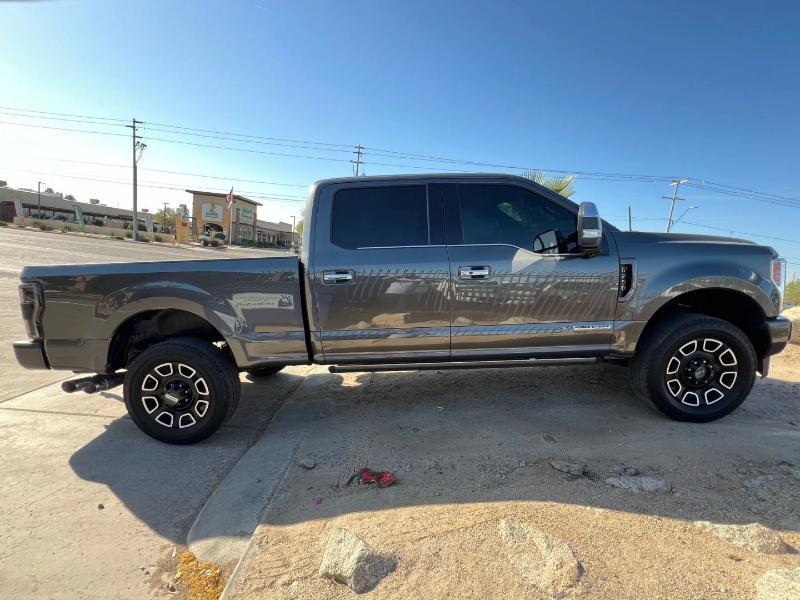 Ford F-250 SD Lariat Crew Cab 4WD 2017