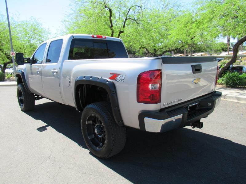 Chevrolet Silverado 2500HD LTZ Crew Cab Std. Box 4WD 2008