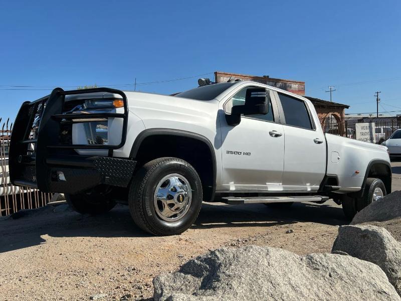 Chevrolet Silverado 3500HD LT Crew Cab 4WD 2023