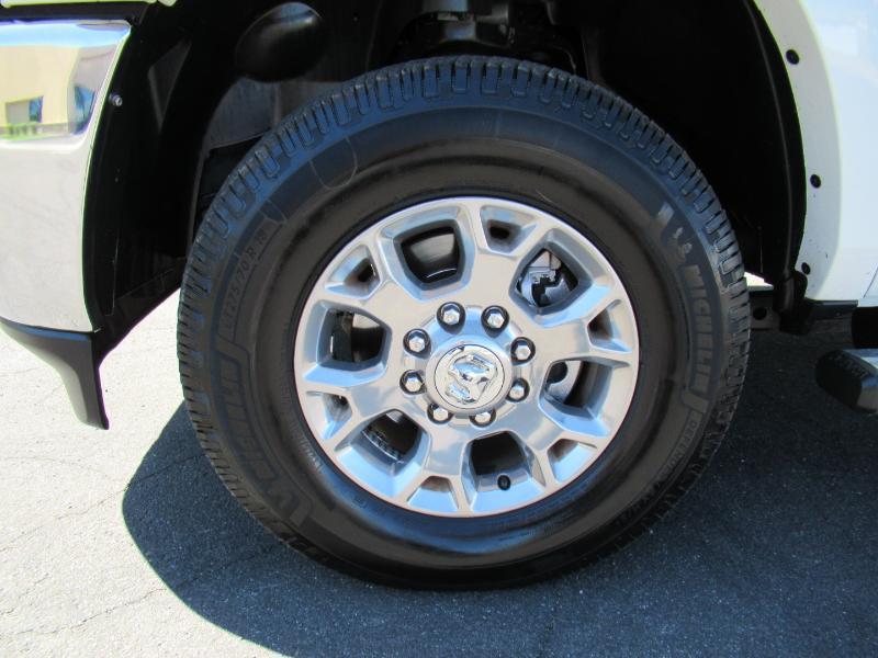 RAM 2500 Laramie Crew Cab SWB 4WD 2019