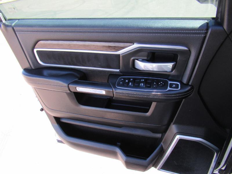 RAM 2500 Laramie Crew Cab SWB 4WD 2019