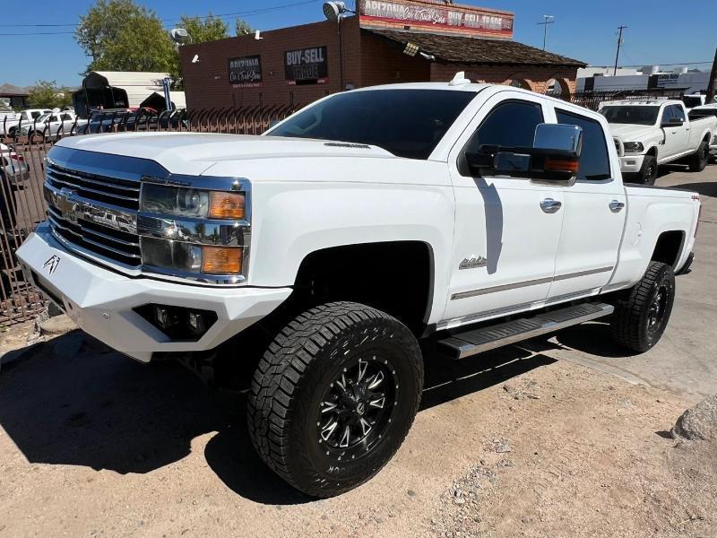 Chevrolet Silverado 2500HD LT Crew Cab 4WD 2015