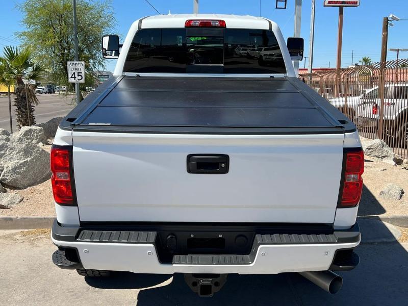 Chevrolet Silverado 2500HD LT Crew Cab 4WD 2015