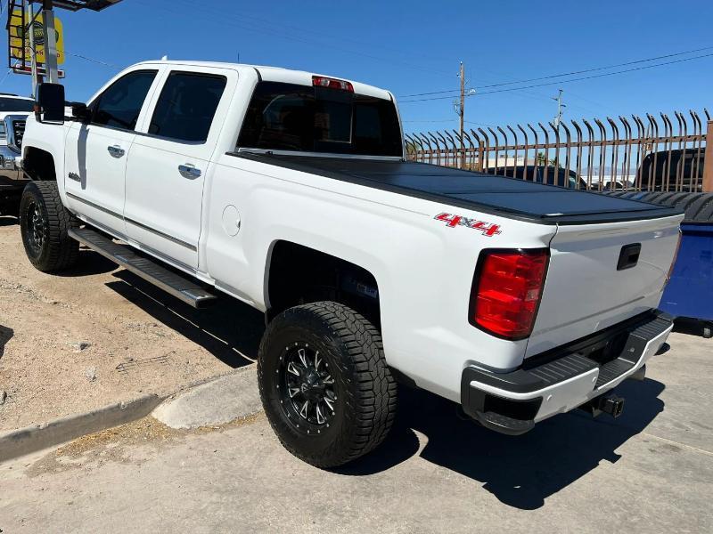 Chevrolet Silverado 2500HD LT Crew Cab 4WD 2015