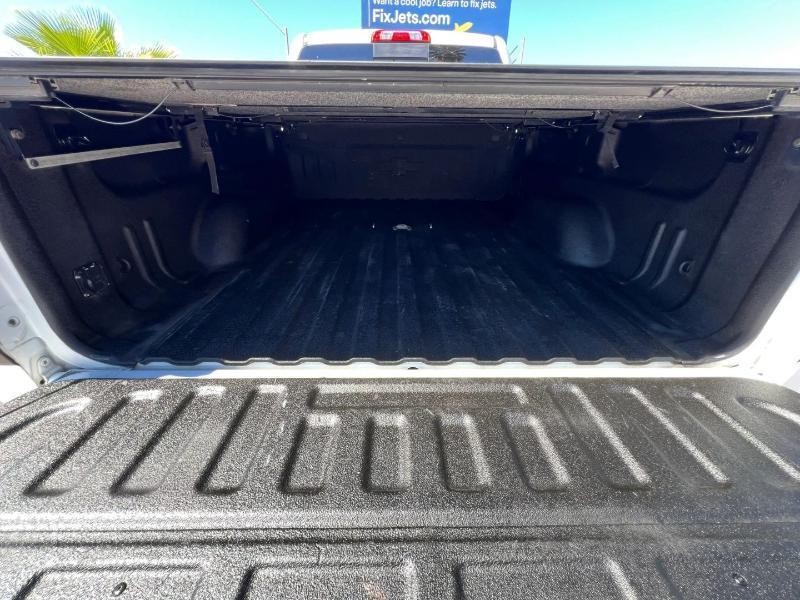 Chevrolet Silverado 2500HD LT Crew Cab 4WD 2015