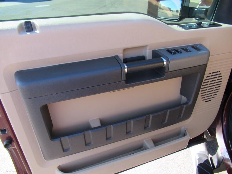 Ford F-250 SD Lariat Crew Cab Short Bed 4WD 2011