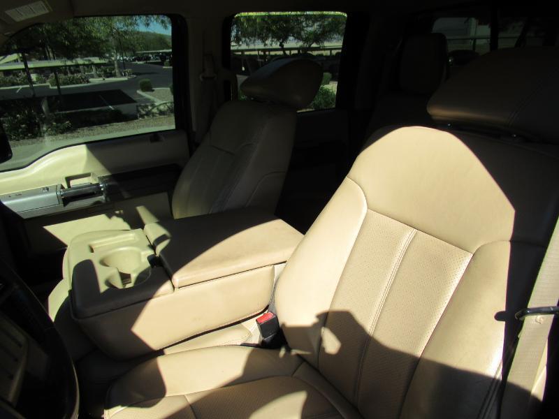 Ford F-250 SD Lariat Crew Cab Short Bed 4WD 2011